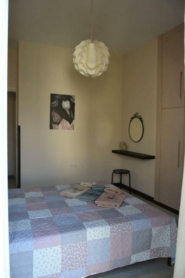 Modern Apartment, 5΄ Walk From Central Metro Station 아테네 외부 사진
