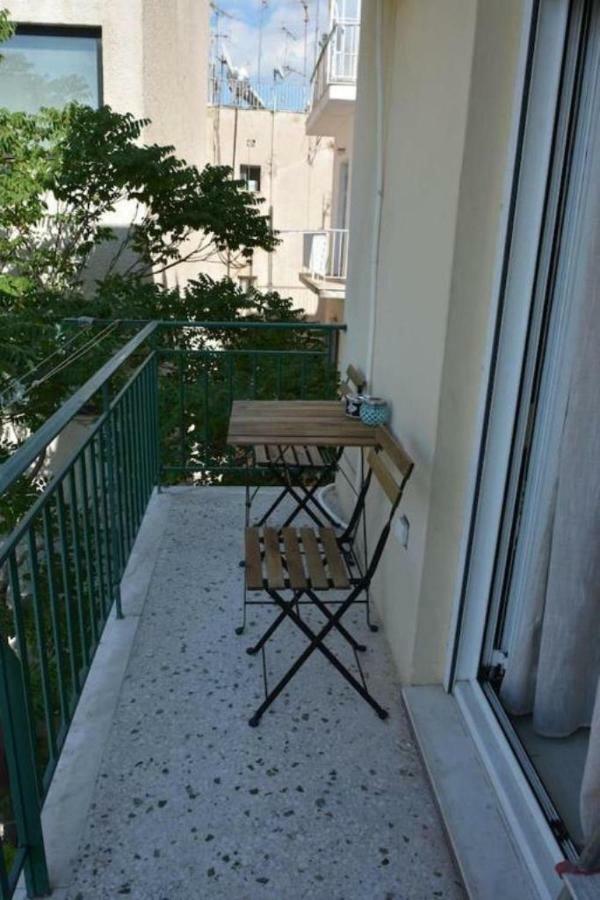 Modern Apartment, 5΄ Walk From Central Metro Station 아테네 외부 사진